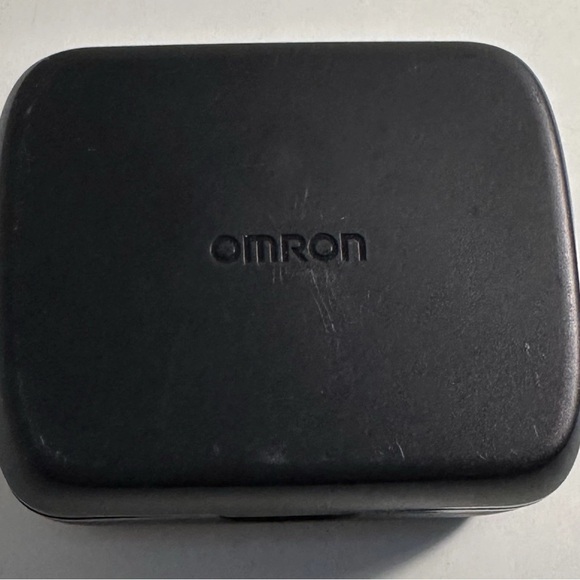 Omron 7 Series BP6350 Wrist Blood Pressure Monitor - Picture 2 of 3